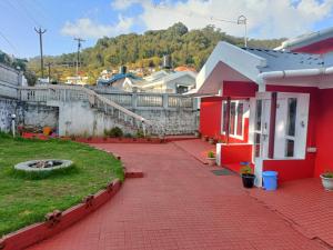 QUEENS COTTAGE - individual cottage
