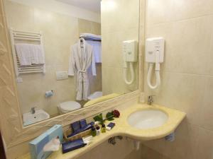 Double or Twin Room room in Giotto Hotel & Spa
