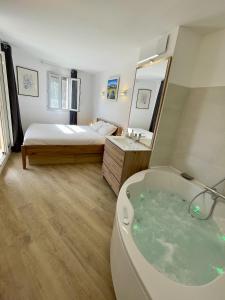 PINEDE PLAGE VUE MER Clim Jacuzzi