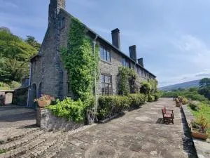 Luxury Bed And Breakfast at Bossington Hall in Exmoor, Somerset - Wootton Courtenay