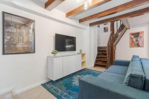 Apartament Ultra-Central Elegant + Free Parking + Self Check-In