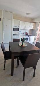 Victoria bilocale centro città e vista mare