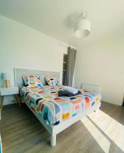 Maisons de vacances Maison calme proche Perigueux et piscine chauffee : photos des chambres