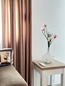 Crystal Sea View apartment