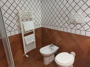 Camera Doppia con Letti Singoli con Bagno Privato