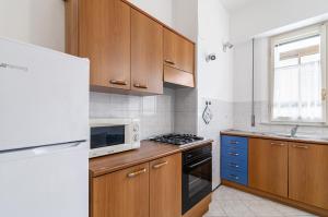 GuestHost - Roomy Apartment Close to Siena Center