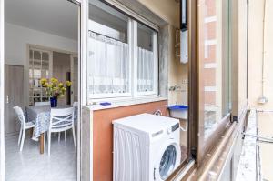 GuestHost - Roomy Apartment Close to Siena Center