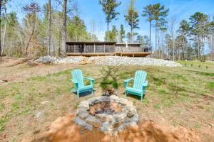 Waterfront Seneca Cabin about 4 Mi to Boat Launch! - West Union