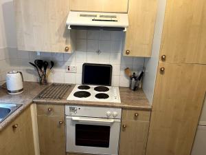 10 Wye Rapids Cottages