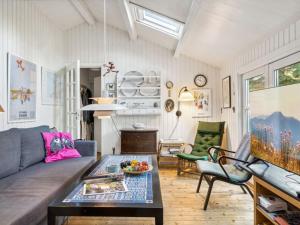 Holiday Home Borghild -inclusive - 1km from the sea by Interhome