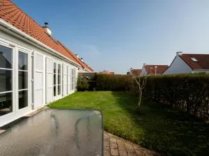 Holiday Home Vissershuis 92 with parking by Interhome - Klemskerke