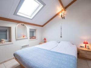 Holiday Home Vissershuis 92 with parking by Interhome