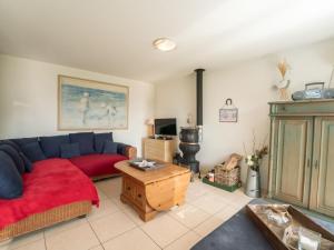 Holiday Home Vissershuis 92 with parking by Interhome