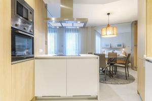 Pombal Central Contemporary Apt AC Elevator