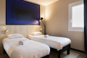 Hotels Kyriad Douai : Chambre Lits Jumeaux Standard - Occupation simple - Non remboursable