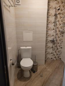 апартаменти Tryavna lake