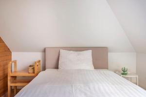 Spacious And Historic Villa With Bled Castle View