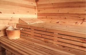 Awesome Home In Slopnice With Sauna