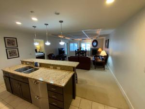 Spacious furnished suite at Peninsula Bay Resort