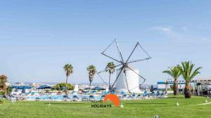 #220 Windmill Hill by Home Holidays