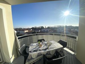 Appartements Bel appartement 1 chambre balcon vue : photos des chambres