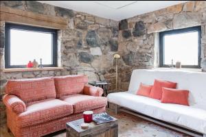 Studio Guest Suite in Forest Cottage