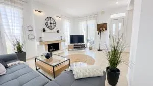 Ismini Luxury Villa - vlicha