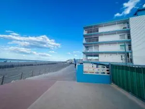 CARMELA BEACH - Molinell