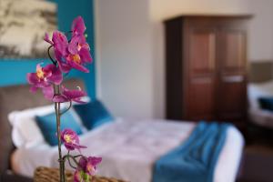 Quadruple Room with Lake View room in La Dolce Vita