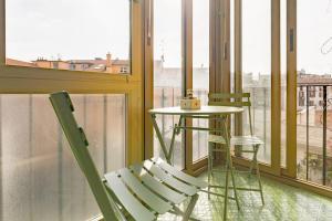 Bright & Cozy Home - City Center