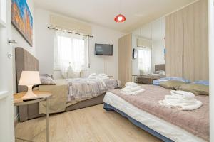 Bright & Cozy Home - City Center