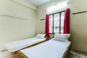 SPOT ON 81086 Sakthi Guest House