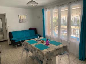 Appartements T3 VALLESPIR AMELIE LES BAINS : photos des chambres