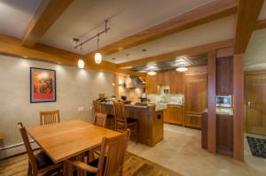 Buena Vista--Best Luxury View Condo in Telluride-Sleeps 6