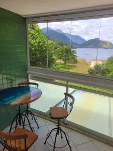 Reserva do Sahy APT Frente Mar Pé na areia - 伊塔瓜伊