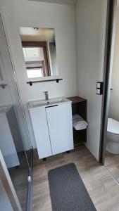 Campings Grand mobil home N°831 tout confort 2ch dans camping 4* : photos des chambres