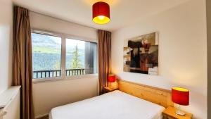 Résidence Les Pleiades - Appartement confortable avec cabine · Centre station · Balcon · Parking couvert MAE-7366