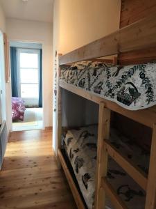 Résidence Chateaux De Crans - Appartement confortable · Balcon MAE-7375