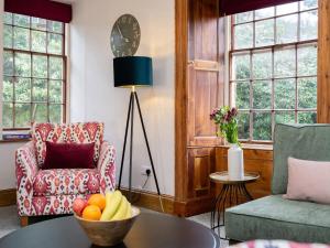 Watermouth Castle, Rhododendron Apartment