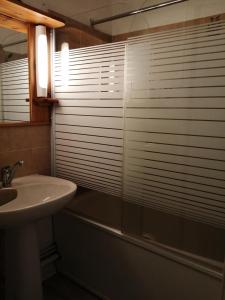 Appartements Residence Combettes - Studio pour 4 Personnes 34 : photos des chambres