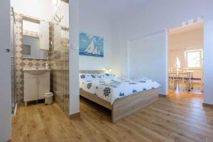 Apartments in Novi Vinodolski 42648