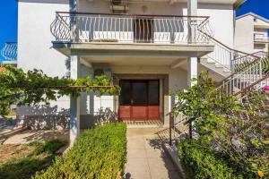 Three-Bedroom Apartment in Crikvenica XIII
