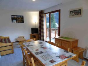 Chalet Arrondaz - 2 Pièces pour 6 Personnes MAE-8664