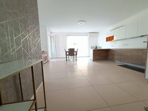 Cosy 2BED apartment in Manikata by Homely