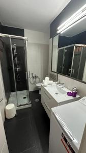 Torres Yomely Las Americas