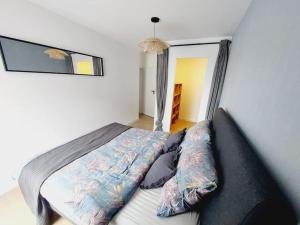 Przestronny apartament, ogródek, bezpłatne miejsca postojowe w garażu, AWG APARTMENTS