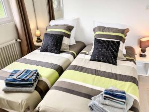 Appartements Residence H06-trebeurden - Villa vue mer plage et coucher de soleil MAE-3444 : photos des chambres