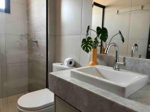 2q próx maternidade Amparo