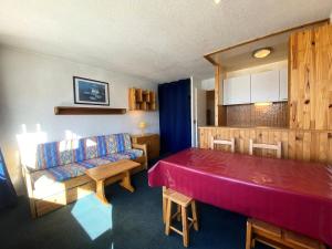 Résidence Neves - VAL THORENS location: Studio pour 4 personnes dans un quartier jeune et animé (LES NEVES) MAE-9095