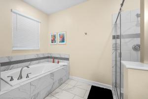 New - Sleeps 21 - Champions Gate